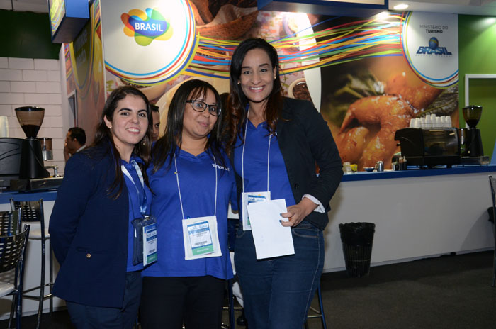 Ariane Santos, Juliana Rosa, e Dandara Soares, da Braztoa