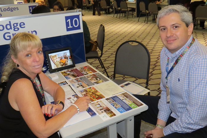 Belinda Coetze, do City Lodge Hotel Group, e Rodrigo Svec, da Judy & Associates