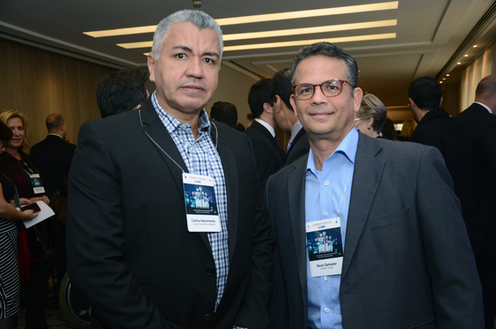 Carlos Nascimento, do Collection Hotels & Resort, e Paulo Salvador, da Intercity Hotéis Carlos Nascimento, do Collection Hotels & Resort, e Paulo Salvador, da Intercity Hotéis