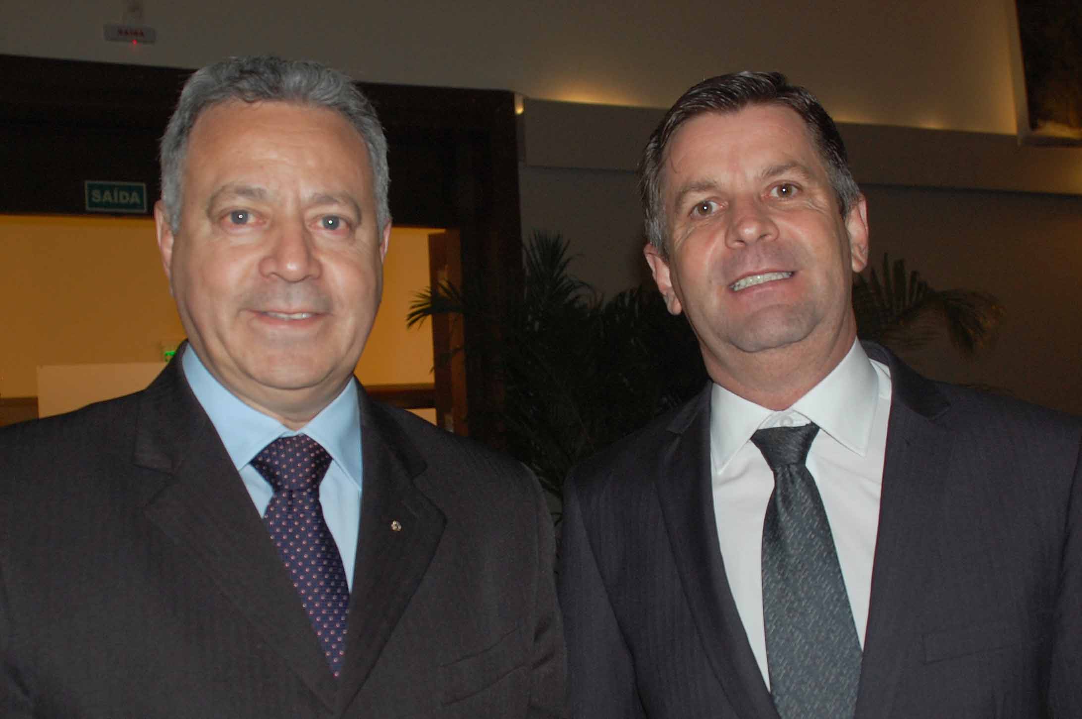 Carlos Silva, do Sindhotéis e Lourenço Kürten, secretário de Turismo