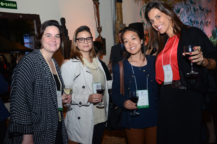 Carolina Dip, Natalia Schwarz, e Thais Kubo, do Matueté, e Larissa Pinto, da Faena Miami Beach