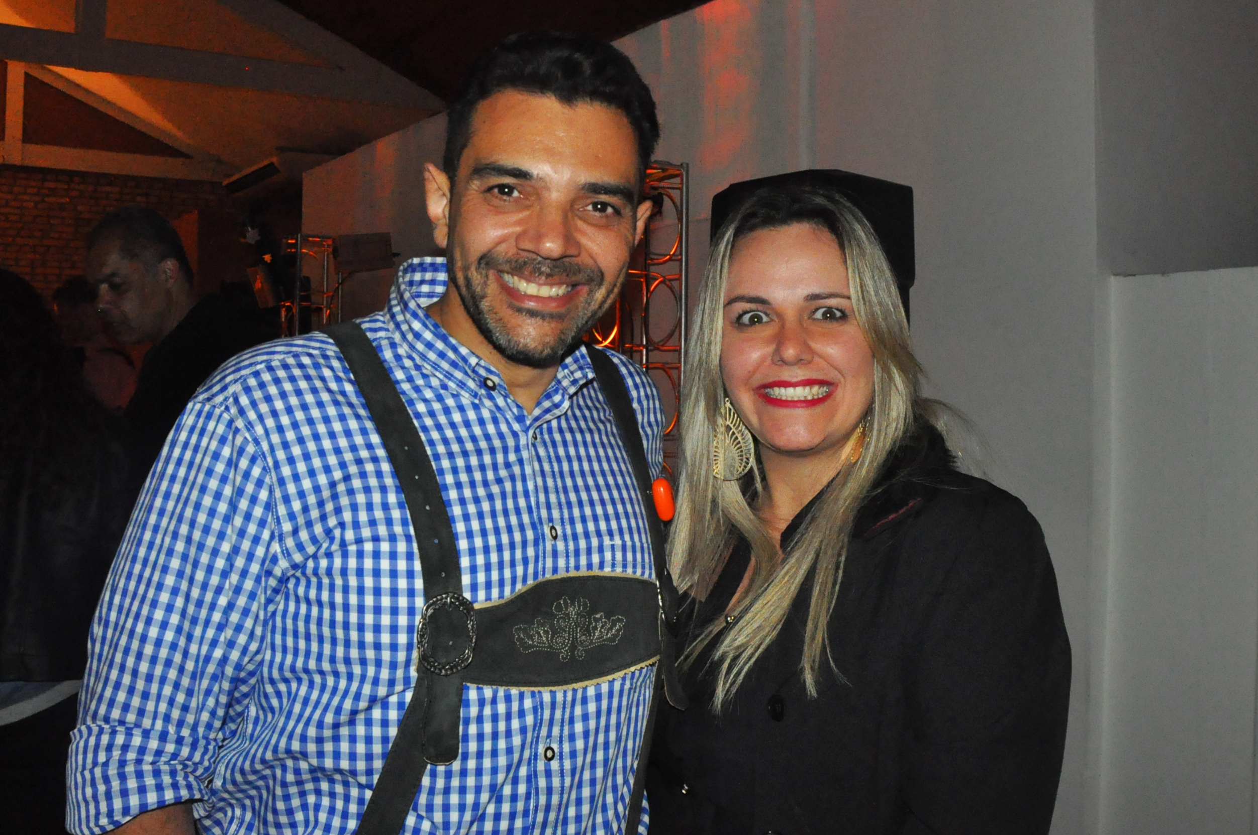 Cleudson Souza, da Sixt Brasil, e Natália Laudísio, do M&E Cleudson Souza, da Sixt Brasil, e Natália Laudísio, do M&E