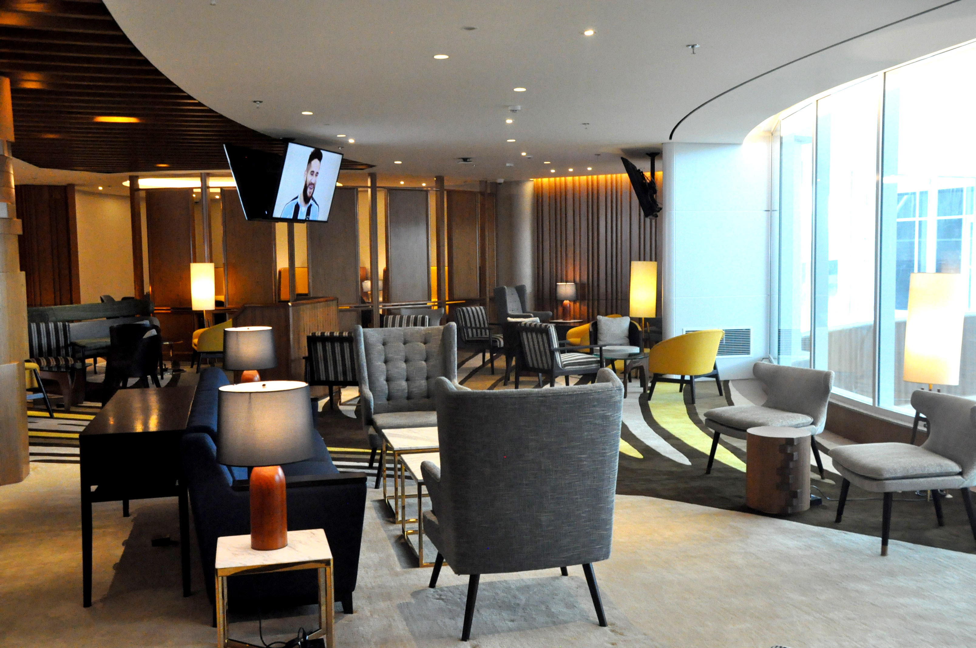 Lounge tem 1.300 metros quadrados Lounge tem 1.300 metros quadrados