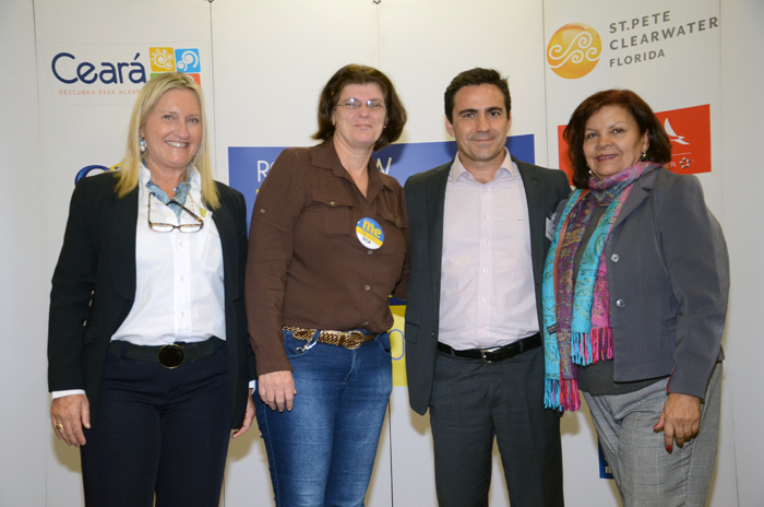 Yeda Maria Volcov e Marlene Alves da Graça, ambas da Solo Assessoria e Turismo. Yeda ganhou um pacote da CVC. Yeda Maria Volcov e Marlene Alves da Graça, ambas da Solo Assessoria e Turismo. Yeda ganhou um pacote da CVC.