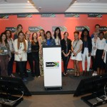 Equipe do escritório de Turismo da África do Sul com parceiros e expositores ao final do roadshow