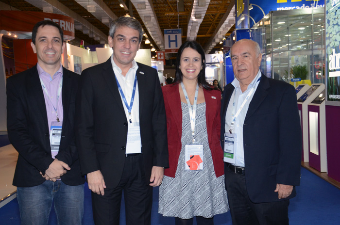Daniel Biancarelli, Fernando Santos, Juliana Assumpção, e Sebastião Pereira, da Aviesp