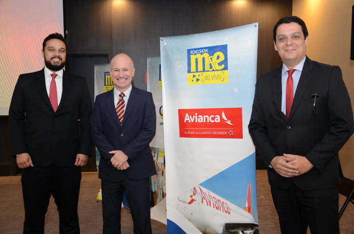 Erik Santana, Marcelo Figueiredo e Adriano Prado, da Avianca Erik Santana, Marcelo Figueiredo e Adriano Prado, da Avianca