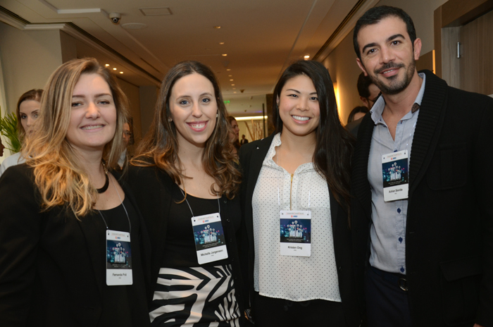 Fernanda Poli, Michelle Jorgensen, Kristen Ong e Adrian Siordia, da HRS Fernanda Poli, Michelle Jorgensen, Kristen Ong e Adrian Siordia, da HRS