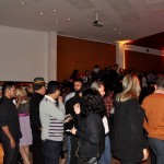 Grande movimento no bar em festa típica alemã