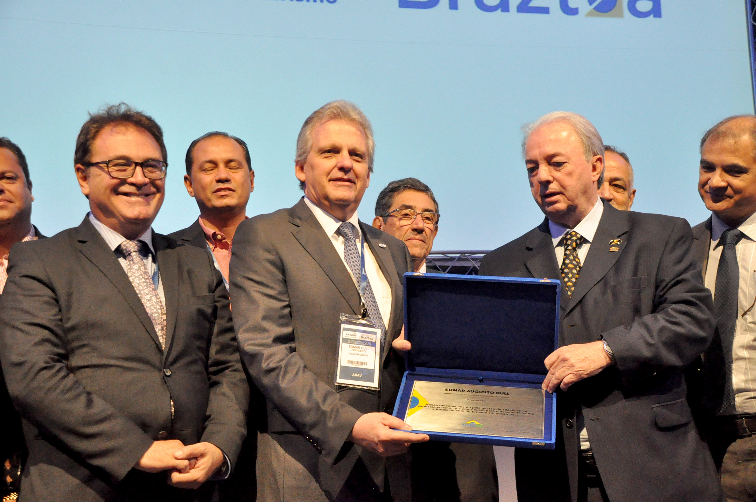 Homenagem a Edmar Bull por parte do Fornatur