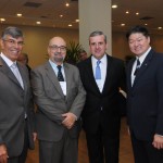 José Roberto Sevieri, Juan Pablo de Vera, da Ubrafe, e Bruno Omori, da ABIH    Foto: Ubrafe