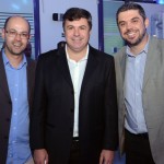 Kleber Silva, da Abreu, entre Daniel Pacheco e Denis Gomes, da CVC