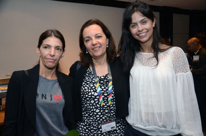 Nos cantos, Ligia Danesi e Fernanda Doria, da Hip Hotels, com Deborah Trunkl, da Queesberry