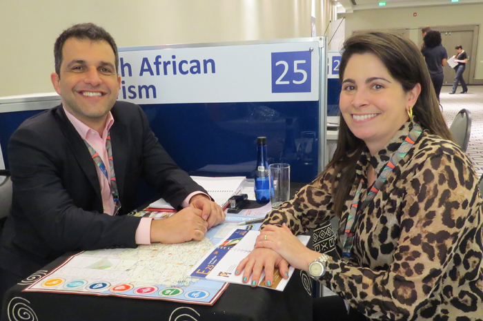 Marcelo Marques, da South African Tourism, e Samantha Machado, da TGK Travel