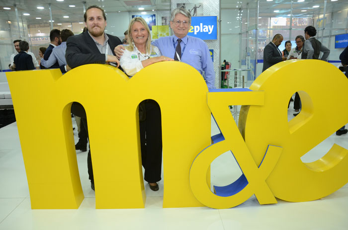 Marcelo e Miguel Andrade, da Transmundi, com Rosa Masgrau, do M&E