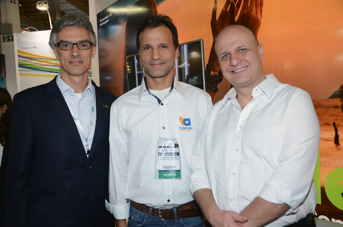 Marco Ferraz, da Clia Abremar, Roberto Roman, da Travel Ace, e Laércio Benko, secretario de turismo de São Paulo