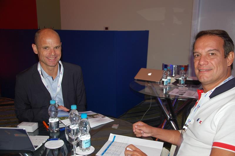 Onno Ottervanger, do Turismo das Dunas de Dunkerque de Flandre, e Pedro Adour, da Portfólio