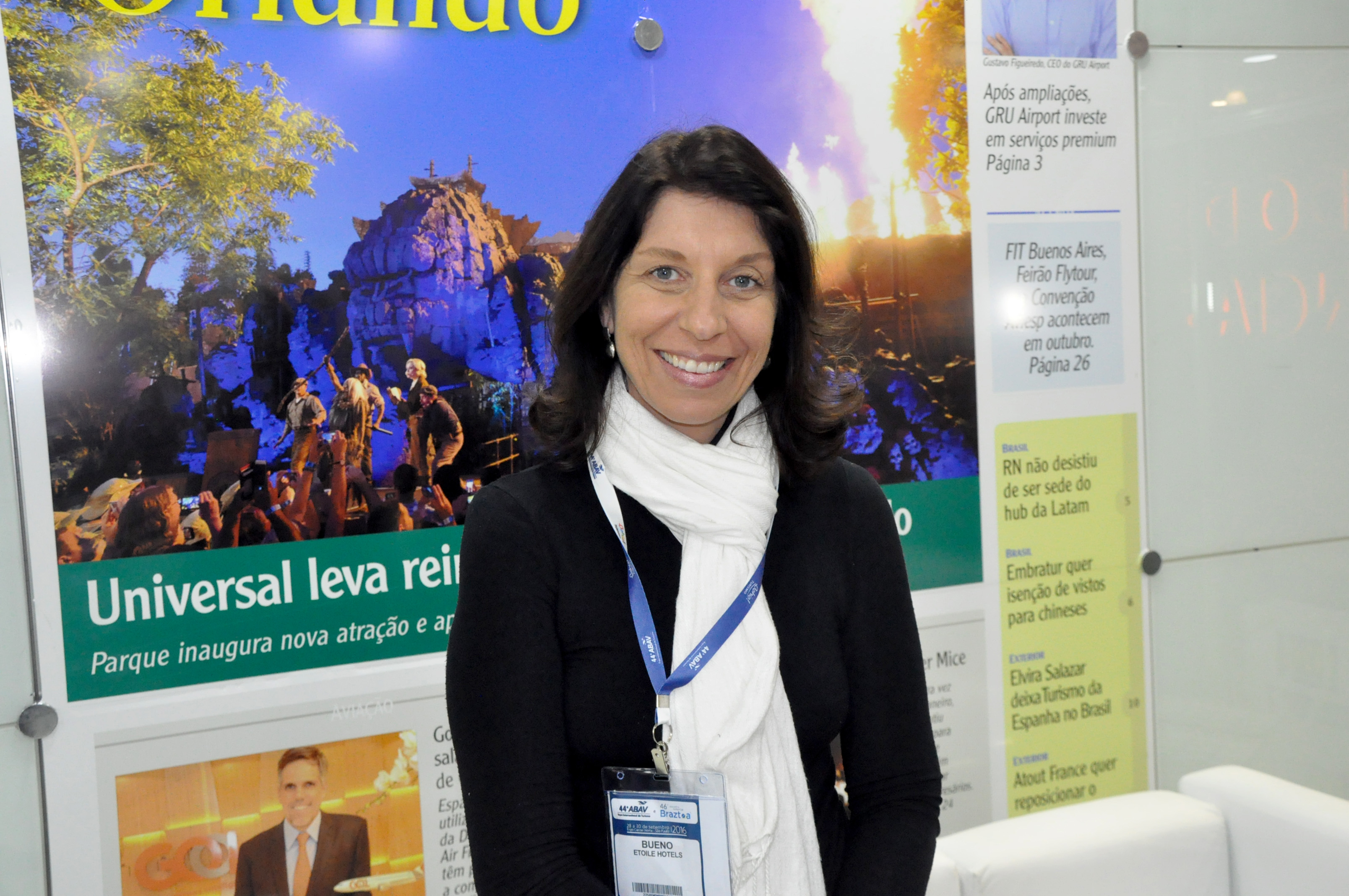 Paula Bueno, gerente de Vendas e MKT do Etoile Hotels Paula Bueno, gerente de Vendas e MKT do Etoile Hotels