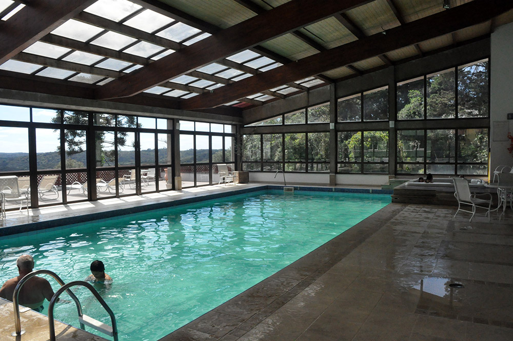 Piscina térmica do Alpenhaus