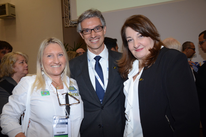 Rosa Masgrau, do M&E, Marco Ferraz, da Clia Abremar, e Magda Nassar, da Braztoa Rosa Masgrau, do M&E, Marco Ferraz, da Clia Abremar, e Magda Nassar, da Braztoa