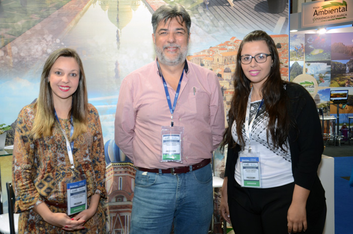 Vanessa Figueira, Roberto Nedelciu e Bruna Simões, da Raidho Viagens