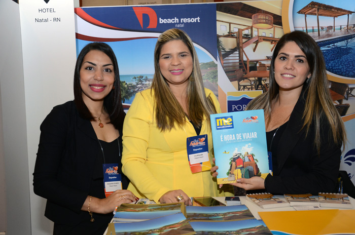 Alessandra Carneiro e Cris Miranda, da Dbeach Resort, e Joyce Machado, do Hotéis Porto Suítes
