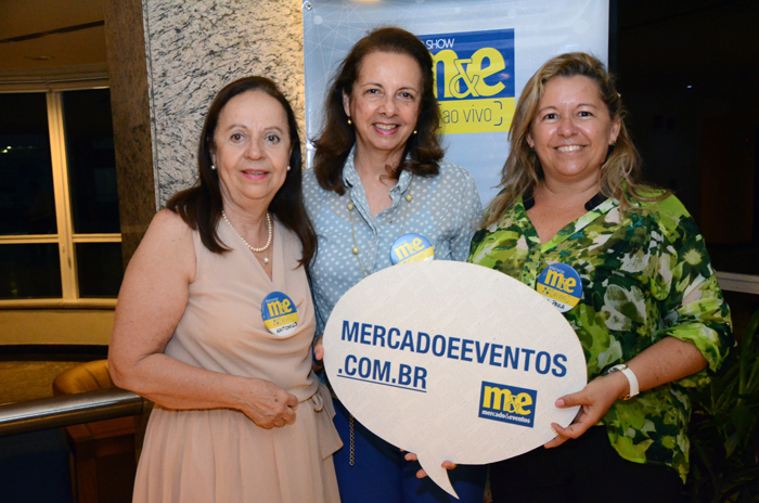 Antonilce Souza, da T Viagens e Turismo, Fátima Azevedo e Ana Paula Santos, da Abaeté Turismo Antonilce Souza, da T Viagens e Turismo, Fátima Azevedo e Ana Paula Santos, da Abaeté Turismo
