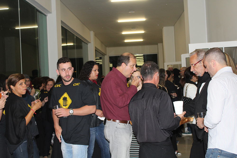 Coquetel de lançamento