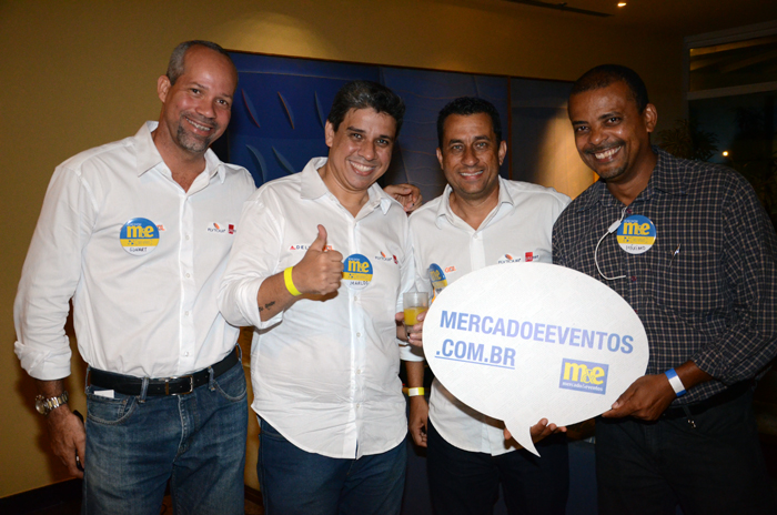 Ednart Silva, Marcos Perdigão, e Robson Ramos, da Flytour Gapnet, e Máximo Santana, da Roma Turismo Ednart Silva, Marcos Perdigão, e Robson Ramos, da Flytour Gapnet, e Máximo Santana, da Roma Turismo