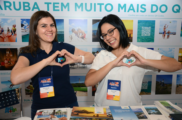 Erica Salvagni e Beatriz Yumi, do Turismo de Aruba