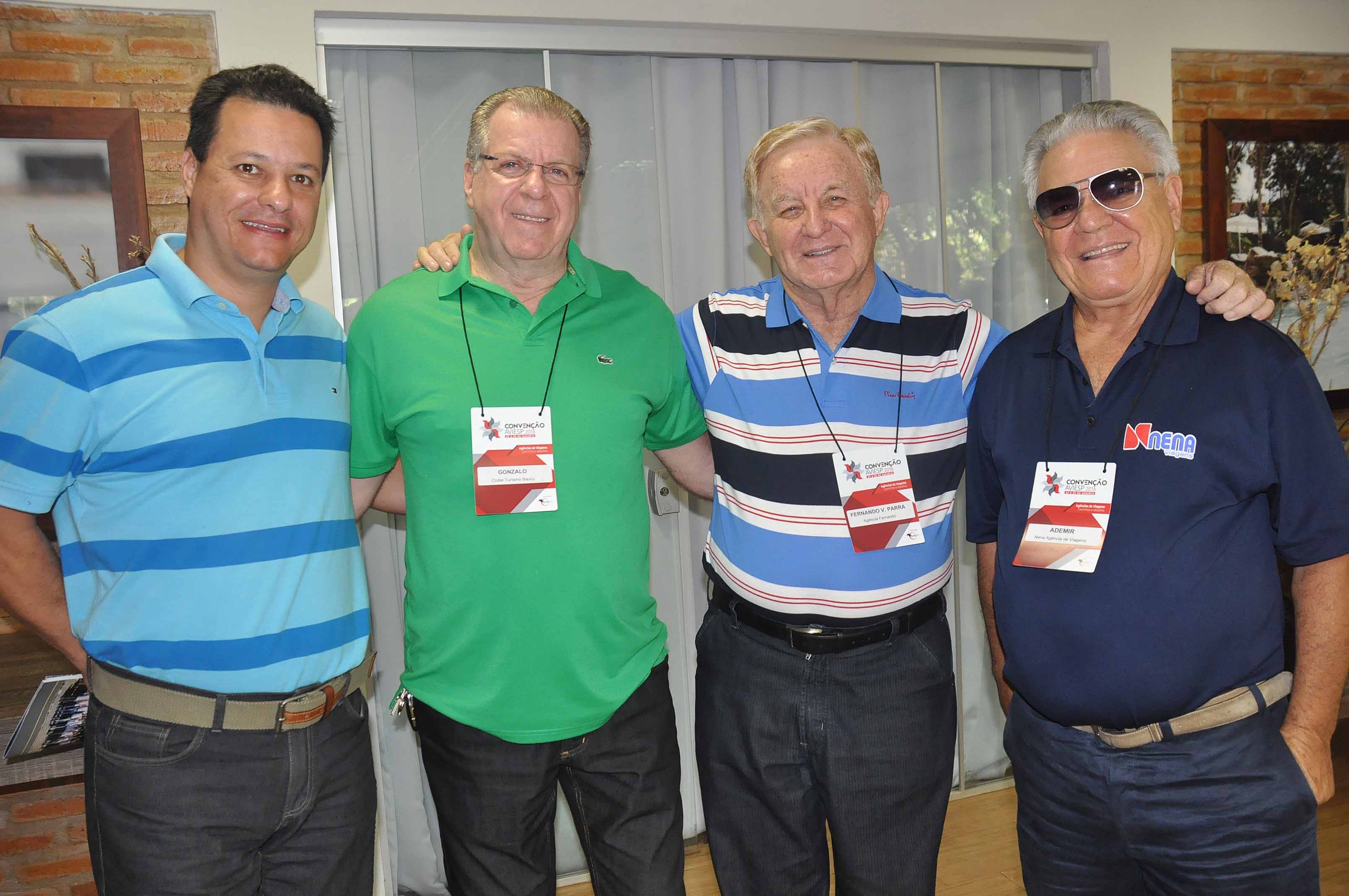 Fabiano de Souza, da Nena, Gonzalo, da Clube Turismo Bauru, Fernando Parra, da Agência Fernando, e Ademir de Souza, da Nena Viagens Fabiano de Souza, da Nena, Gonzalo, da Clube Turismo Bauru, Fernando Parra, da Agência Fernando, e Ademir de Souza, da Nena Viagens