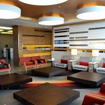 Lounge tem capacidade para acomodar 141 pessoas sentadas