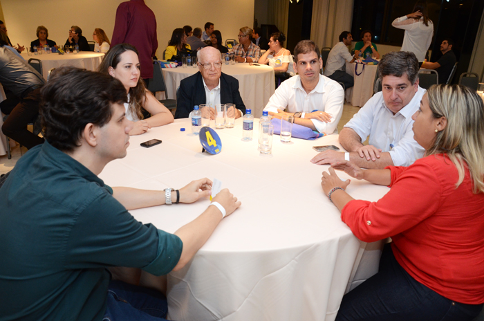 Luciana Pereira, da CVC