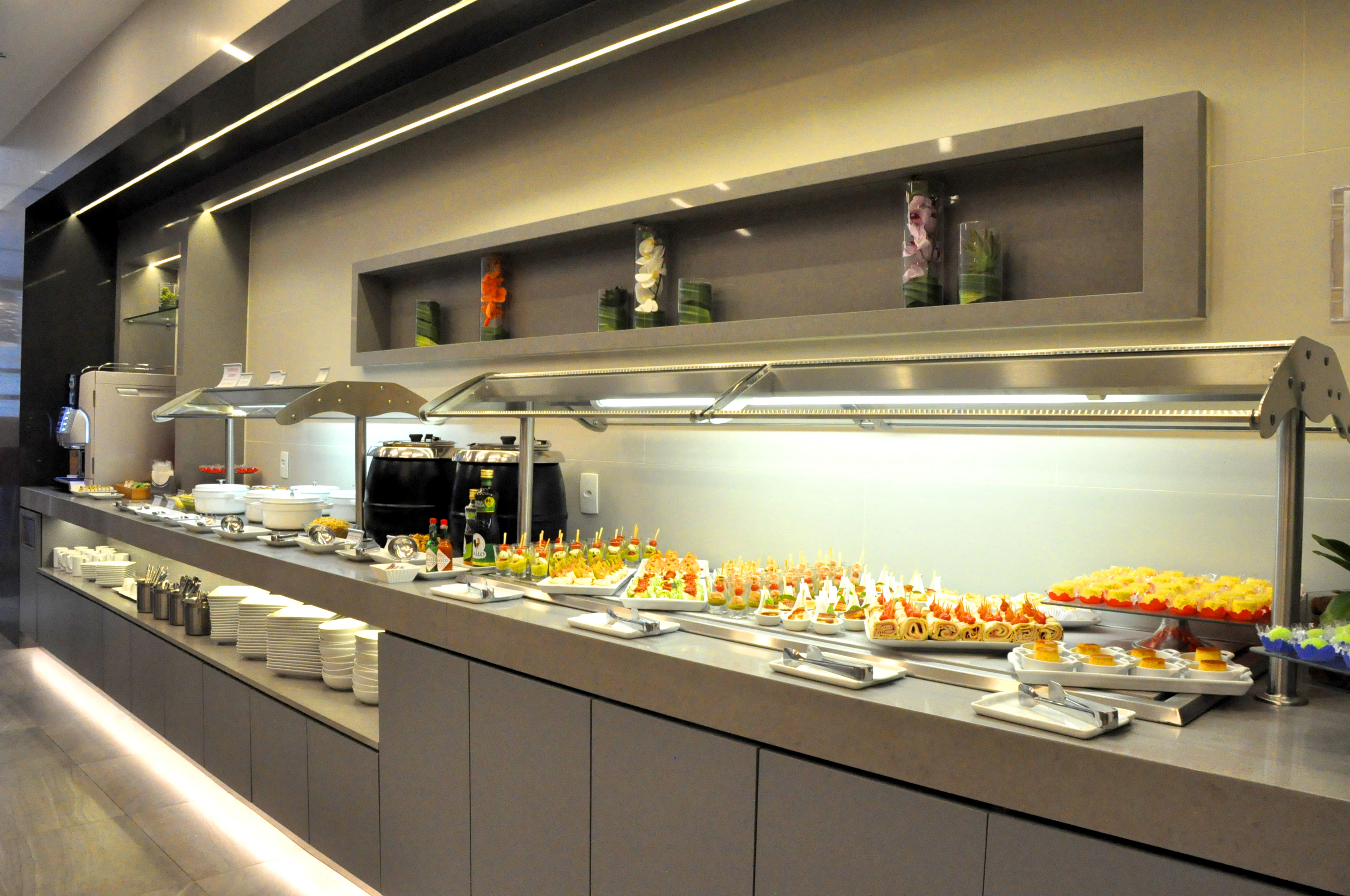 Mais uma parte do buffet Mais uma parte do buffet
