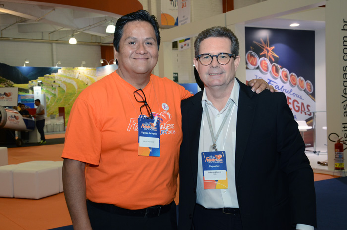 Oscar Pacheco, da Flytour, e Roberto Wagner, da GOL Oscar Pacheco, da Flytour, e Roberto Wagner, da GOL