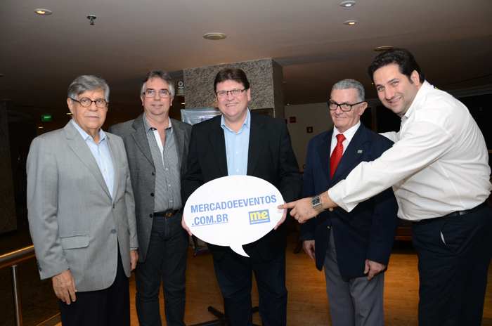 Paulo Gaudenzi, presidente, Roberto Duran, diretor de relações institucionais, da Salvador Destination, Fernando Ferrero, da Setur-BA, Eduardo Braga, da FBHA, e Vitor Bauab, do M&E Paulo Gaudenzi, presidente, Roberto Duran, diretor de relações institucionais, da Salvador Destination, Fernando Ferrero, da Setur-BA, Eduardo Braga, da FBHA, e Vitor Bauab, do M&E