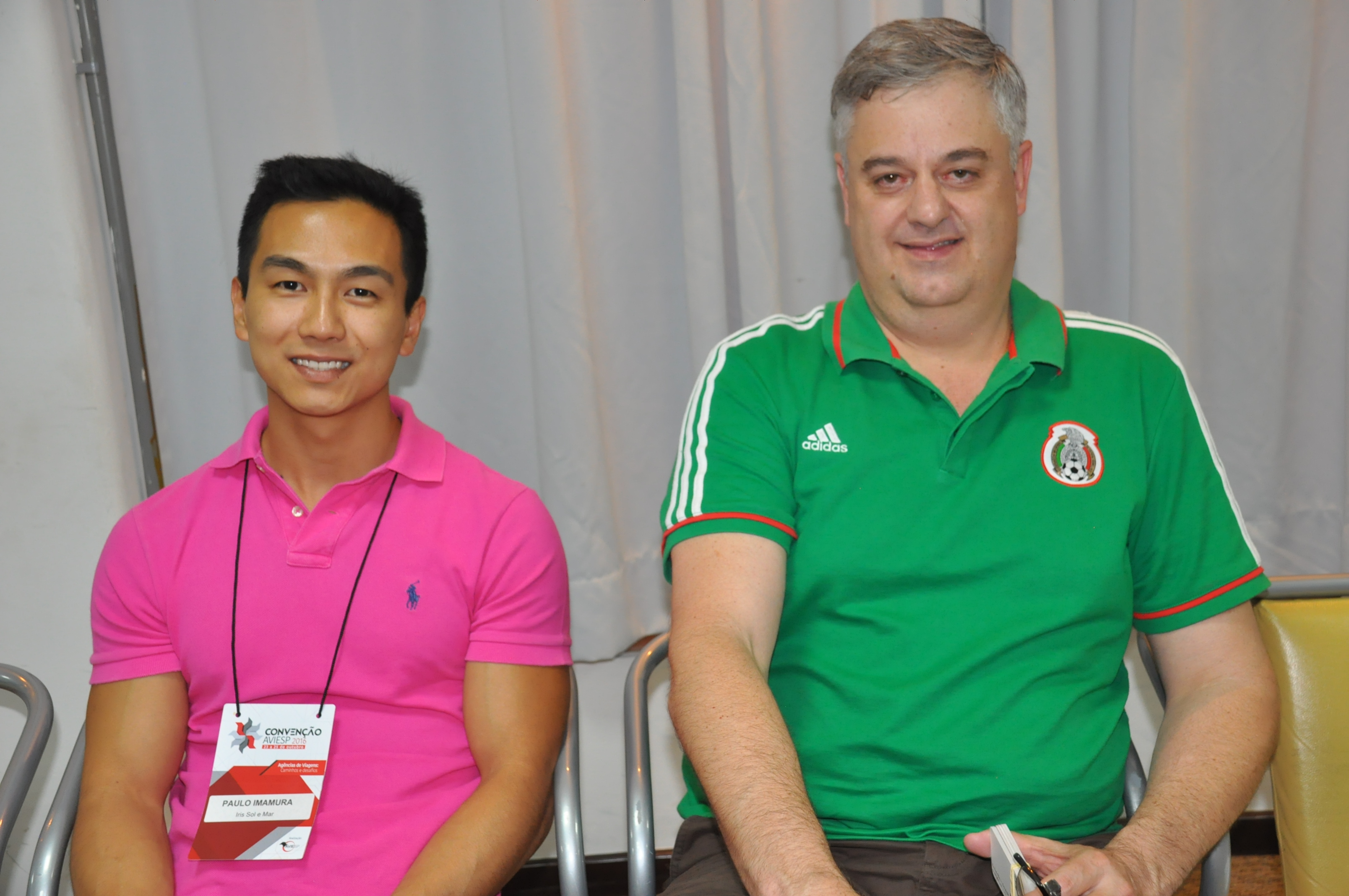 Paulo Imamura, da Sol e Mar Turismo e Carlos Tomba, da Soney Tur