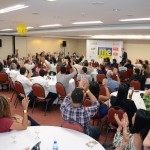 Público interage com o palestrante Marcos Zanqueta_