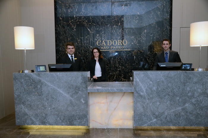 Recepção do hotel Recepção do hotel