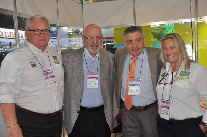 Roy Taylor e Rosa Masgrau, do M&E, com Ricardo Roman, da Interamerican, e Jorge Naon, da FIT