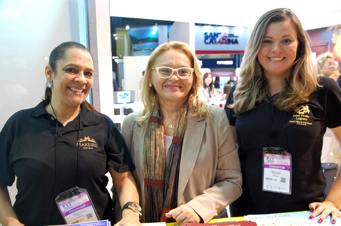 Valdelice Oliveira, da Mareiro Hotel, Regina Vasconcelos, do Sonata de Iracema, e Karla Gurgel, do Dom Pedro Hotels