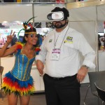 Vitor Bauab, do M&E testou os óculos de realidade virtual de Porto de Galinhas