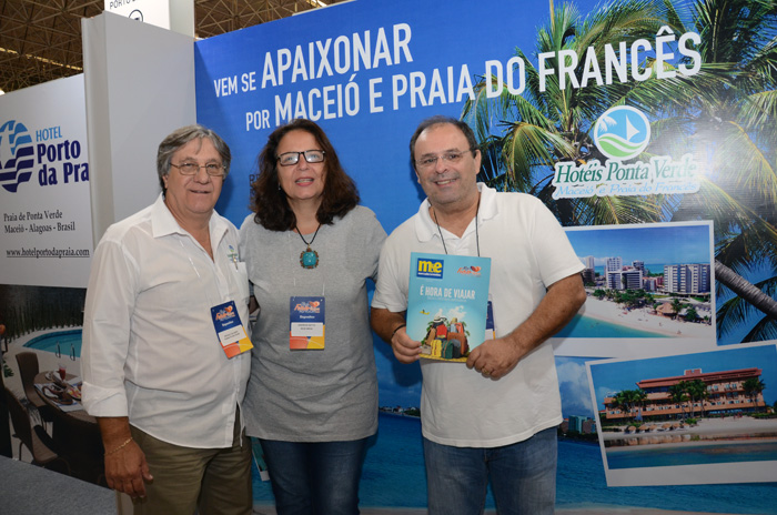 William Carvalho, do Hotéis Ponta Verde, Andreia Gatto e Claudio Portugal, da Rede Brisa