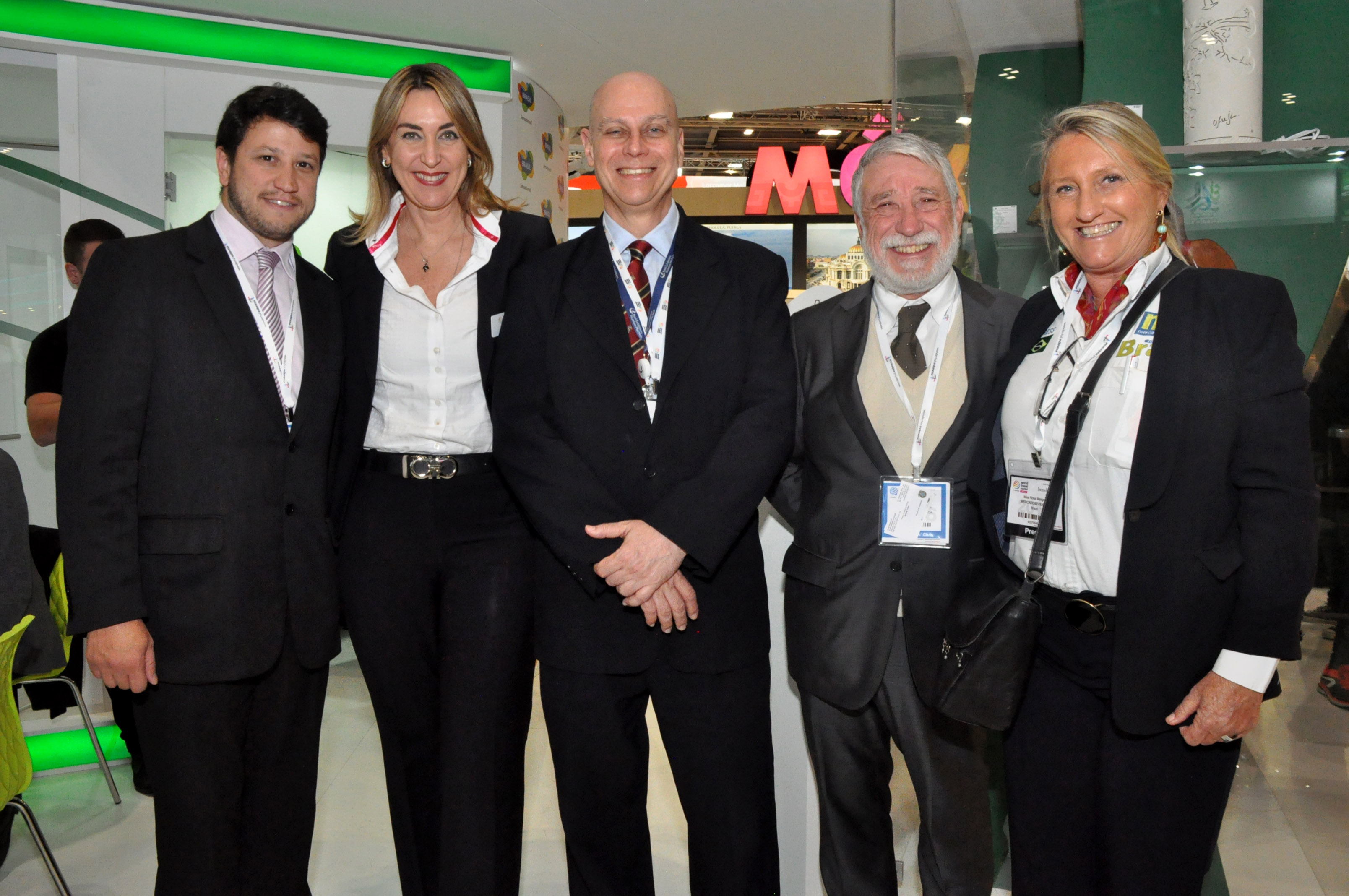 Adonai Arruda Filho, do Serra Verde, Luciane Leite e Lawrence Reinisch, da WTM-LA, Adonai Arruda, do Serra Verde, e Rosa Masgrau, do M&E Adonai Arruda Filho, do Serra Verde, Luciane Leite e Lawrence Reinisch, da WTM-LA, Adonai Arruda, do Serra Verde, e Rosa Masgrau, do M&E