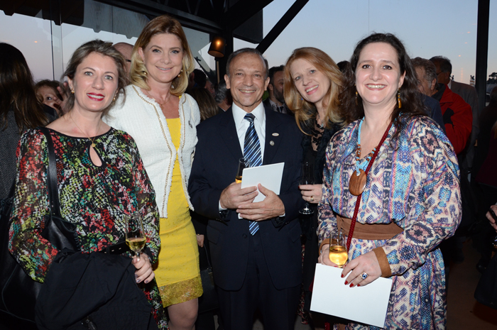 Amanda Bonotto, do Sebrae, Ana Cláudia, presidente da Abeoc Nacional, Manuel Suárez, do Sindihotel, Vivian Beneke, do Hotel Metropole, Adriane Ferrari