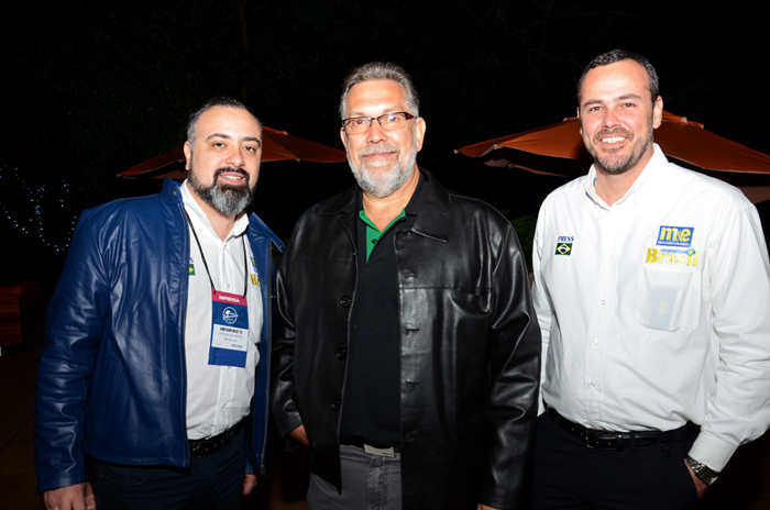 Anderson Masetto e João Taylor, do M&E, com Francisco Guarisa, da Tap