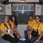 Andreia Matiusso, da Anjos Viagens, Iara Rodrigues, da MMT, Ricardo da Silva e Priscilla Rodrigues, da Azul Viagens, dentro do Expresso de Hogwarts