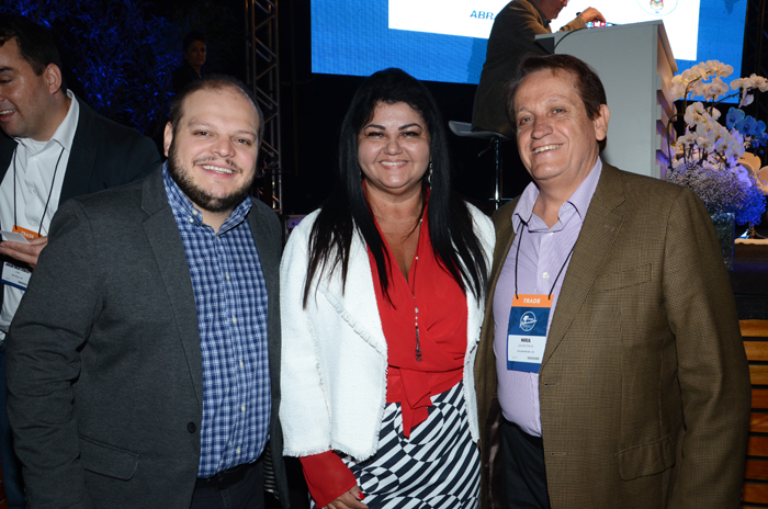 Augusto Rocha, da PMWeb, Rosangela Marçal, da Alegra Travel, e  Antonio Marçal, do Grupo Prive