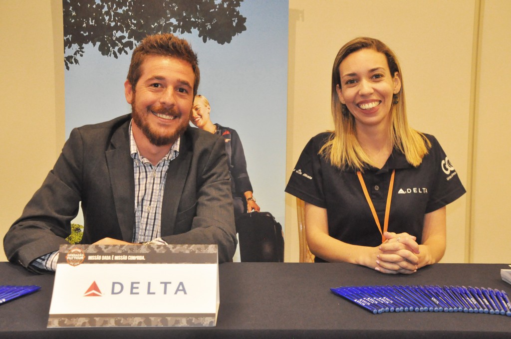 Danillo Barbizan e Paula Peroni, da Delta Air Lines Danillo Barbizan e Paula Peroni, da Delta Air Lines