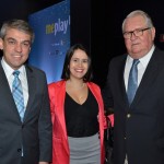 Fernando Santos e Juliana Assumpção, da AViesp, e Roy Taylor, do M&E